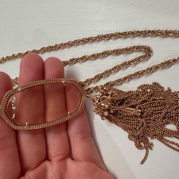 KENDRA SCOTT - RAYNE ROSE GOLD LONG PENDANT NECKLACE - CLEAR GLASS - Picture 5 of 7